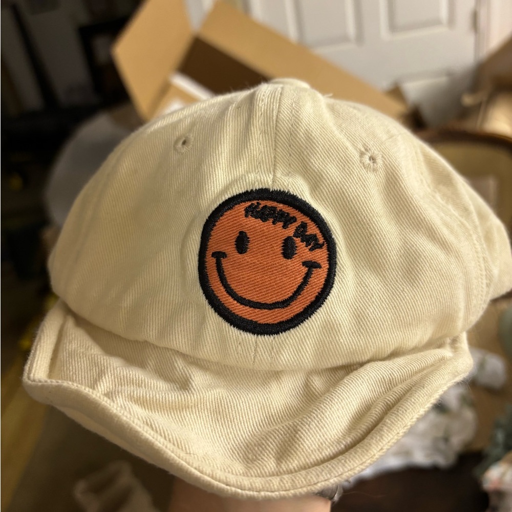 Cream Cap with Smiley Face 6-18m